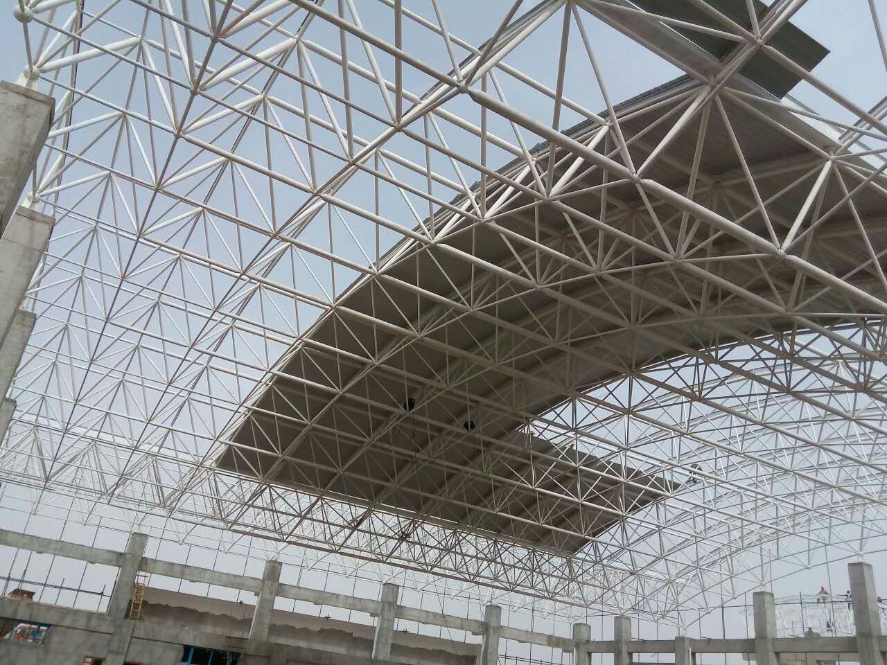 巴彦淖尔青岛一汽网架